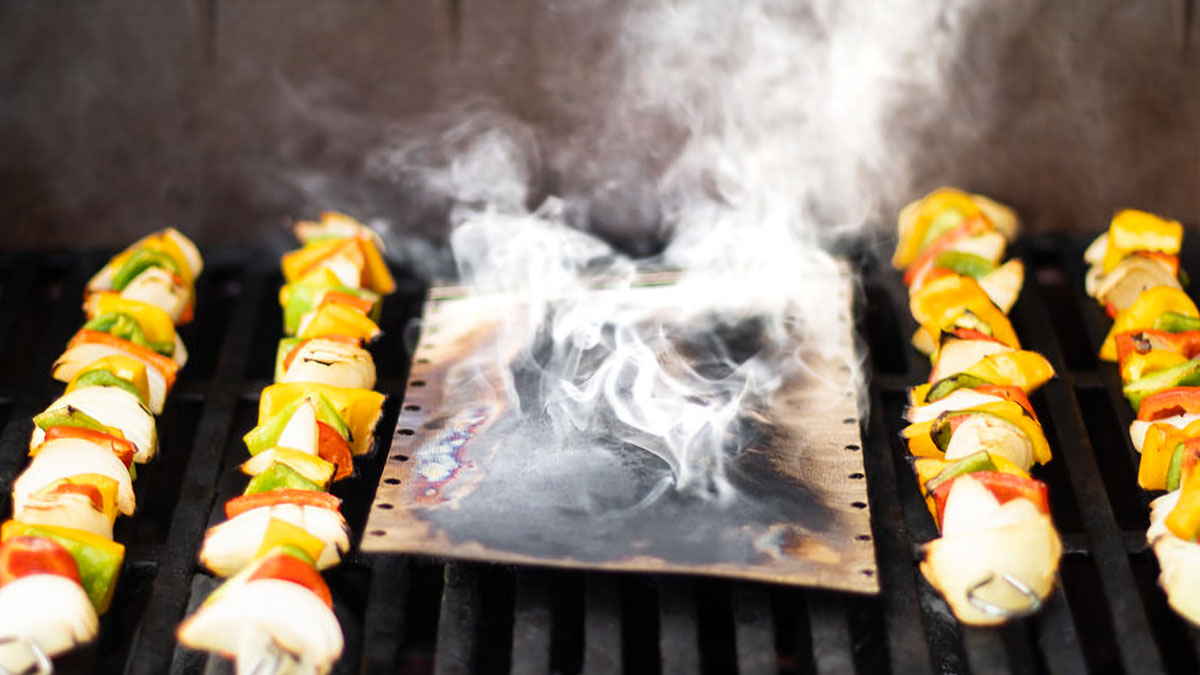 The Smokist Smoking Pouch for Infused Grilling The Smokist Smoking Pouch for Infused Grilling