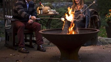 Splurge: Arteflame 40" Wood & Charcoal Grill & Fire Pit Splurge: Arteflame 40" Wood & Charcoal Grill & Fire Pit