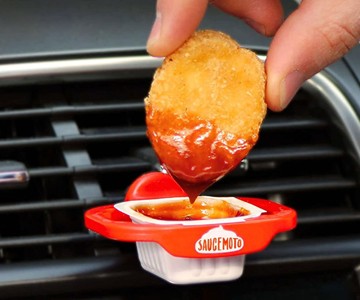 Saucemoto In-Car Dip Clip Saucemoto In-Car Dip Clip