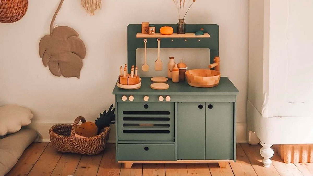 Wooden Play Kitchen Wooden Play Kitchen