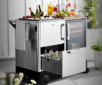 Dometic MoBar 550S Outdoor Mobile Bar Cart Dometic MoBar 550S Outdoor Mobile Bar Cart