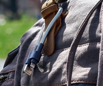 Titan Loop MFi-Certified Lightning Cable Titan Loop MFi-Certified Lightning Cable