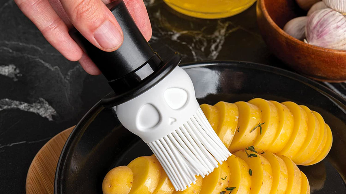 Skully Basting Brush