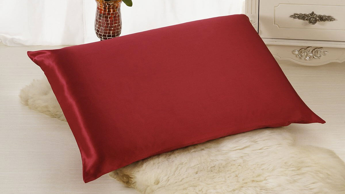 Alaska Bear Silk Pillowcases Alaska Bear Silk Pillowcases