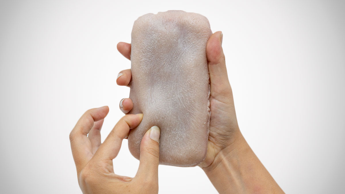 Skin-On Interfaces - Realistic Skin for Your Devices Skin-On Interfaces - Realistic Skin for Your Devices