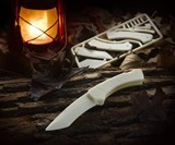 Trigger Glow-in-the-Dark Knife Kit