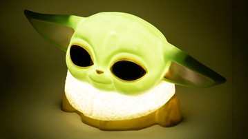 Baby Yoda Desktop Light