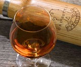 Oak Bottle - Ultra-Fast Barrel Aging Vessel