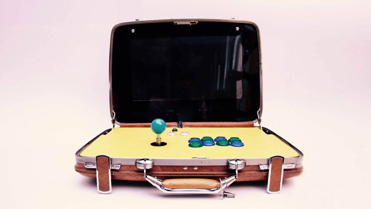 Retro-Inspired Portable Briefcase Arcades Retro-Inspired Portable Briefcase Arcades