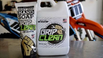 Grip Clean Dirt-Infused Heavy Duty Hand Soap Grip Clean Dirt-Infused Heavy Duty Hand Soap