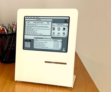 SystemSix Retro-Macintosh-Style Desk Calendar & Display