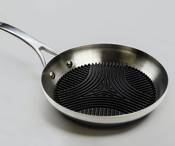 Flagship Light - Turn a Skillet Into a Cast Iron Grill Flagship Light - Turn a Skillet Into a Cast Iron Grill