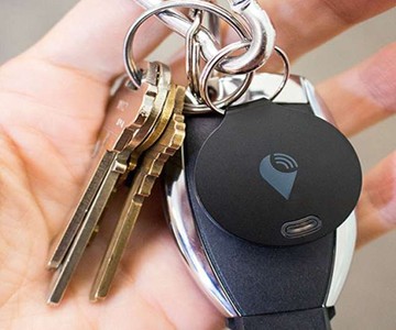 TrackR Bravo Locating Device TrackR Bravo Locating Device