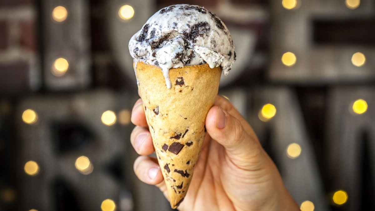 Cookie & Pretzel Ice Cream Cones Cookie & Pretzel Ice Cream Cones