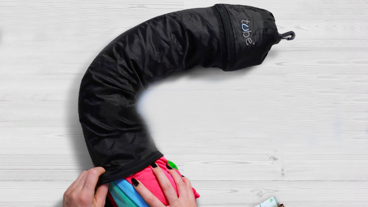 The Tube Combo Luggage & Neck Pillow The Tube Combo Luggage & Neck Pillow