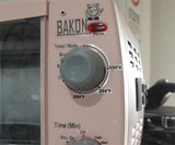 Bacon Makin' Alarm Clock - Controls Closeup