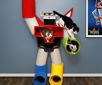 Voltron Cat Condo