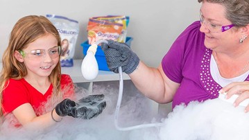 Boo Bubble Blower Kit - Dry Ice Bubble Maker