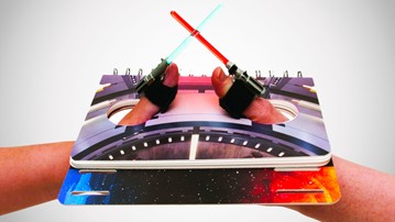 Star Wars Lightsaber Thumb Wrestling