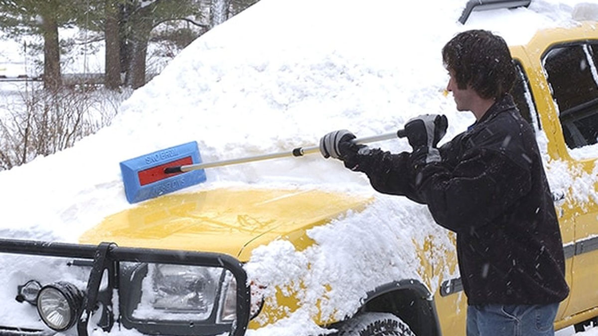 SnowBrum Snow Remover for Cars & Trucks SnowBrum Snow Remover for Cars & Trucks