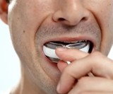 GLO Brilliant Teeth Whitening Device