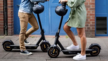 Segway Ninebot KickScooter MAX Electric Scooter Segway Ninebot KickScooter MAX Electric Scooter