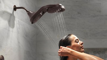 Delta Faucet HydroRain 2-in-1 Shower Head Delta Faucet HydroRain 2-in-1 Shower Head