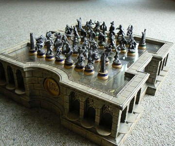 The Lord of the Rings Chess Set The Lord of the Rings Chess Set