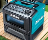 Makita Portable Cordless Microwave
