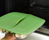 Banana Leaf Silicone Lid for Food Storage & Cooking