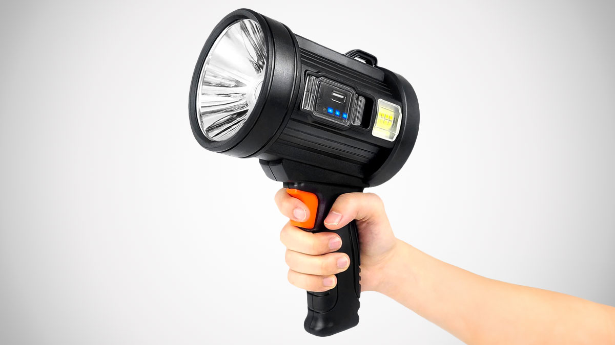 Victoper 200,000-Lumen Spotlight