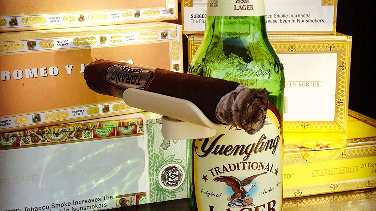 CigarzUp Cigar Holder CigarzUp Cigar Holder