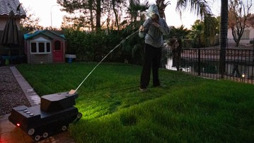 Yardroid Smart Landscaping Tank Yardroid Smart Landscaping Tank