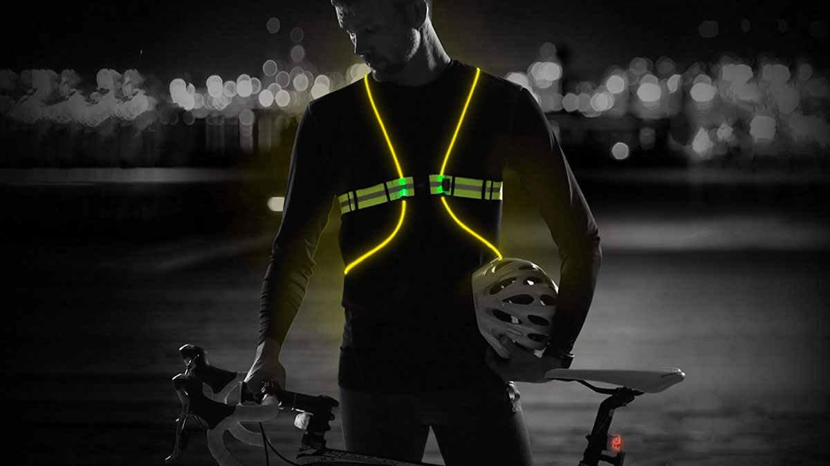Tracer360 Illuminated & Reflective Vest Tracer360 Illuminated & Reflective Vest