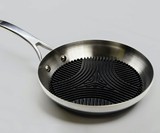 Flagship Light - Turn a Skillet Into a Cast Iron Grill