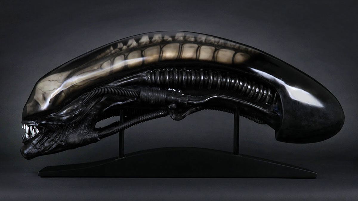 Life-Size Alien Head Life-Size Alien Head