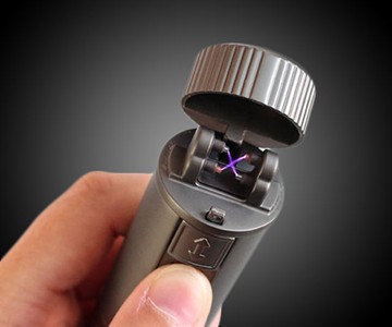 Saberlight Thunderblade Tactical Arc Lighter Saberlight Thunderblade Tactical Arc Lighter