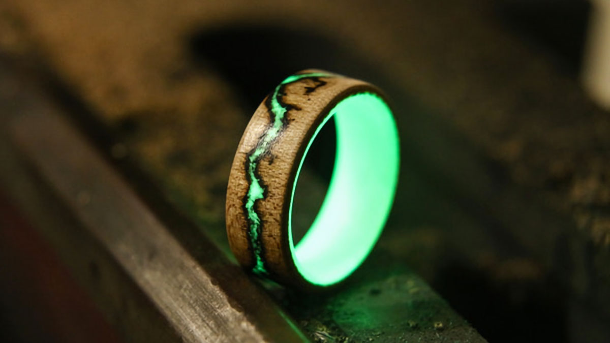 The Voltage Ring