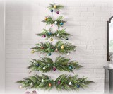 Minimalist Wall Hanging Christmas Tree