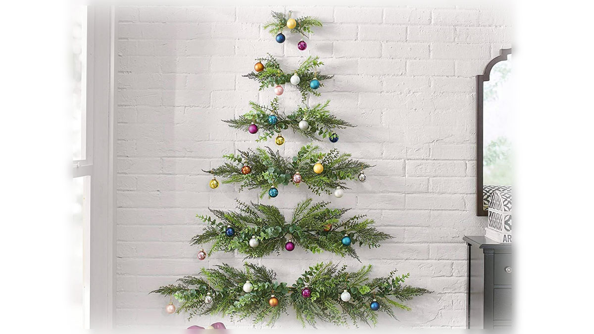 Minimalist Wall Hanging Christmas Tree Minimalist Wall Hanging Christmas Tree