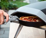 Pizza Pan & Skillet Gripper