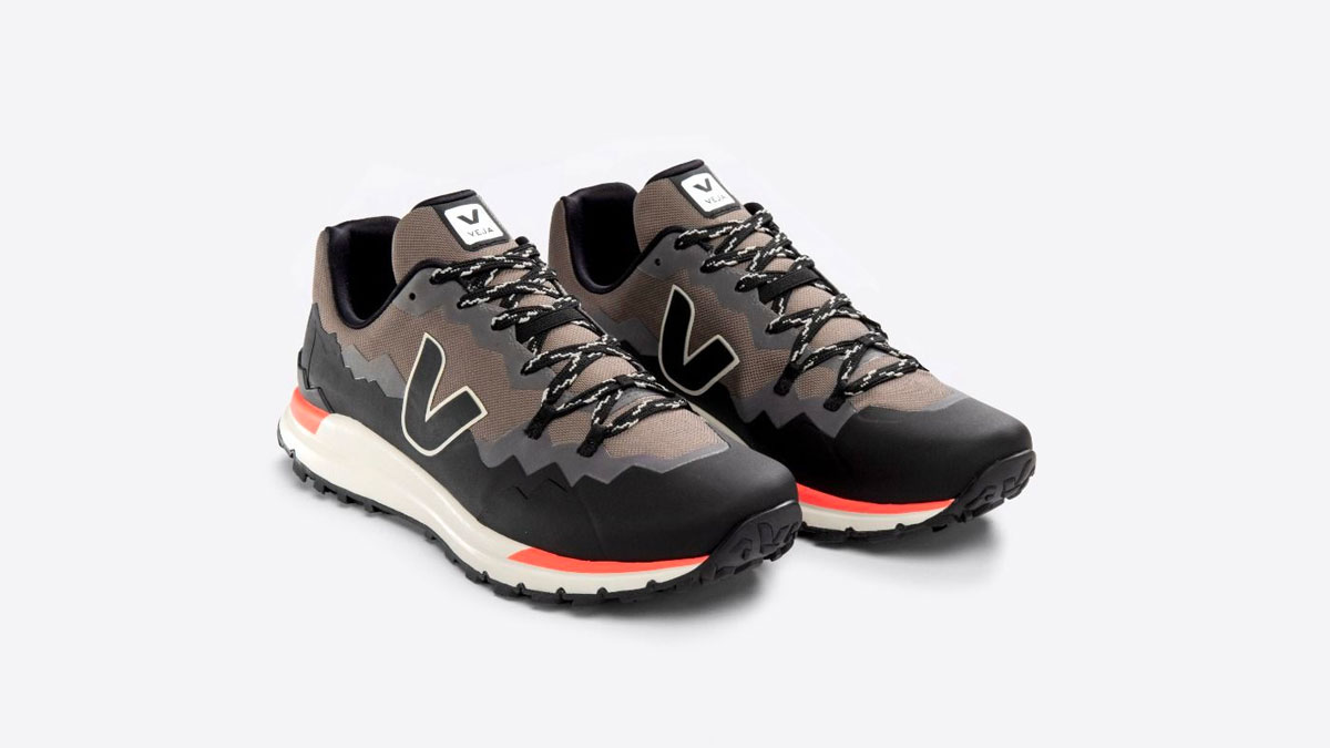 VEJA Fitz Roy Technical Hiking Shoe