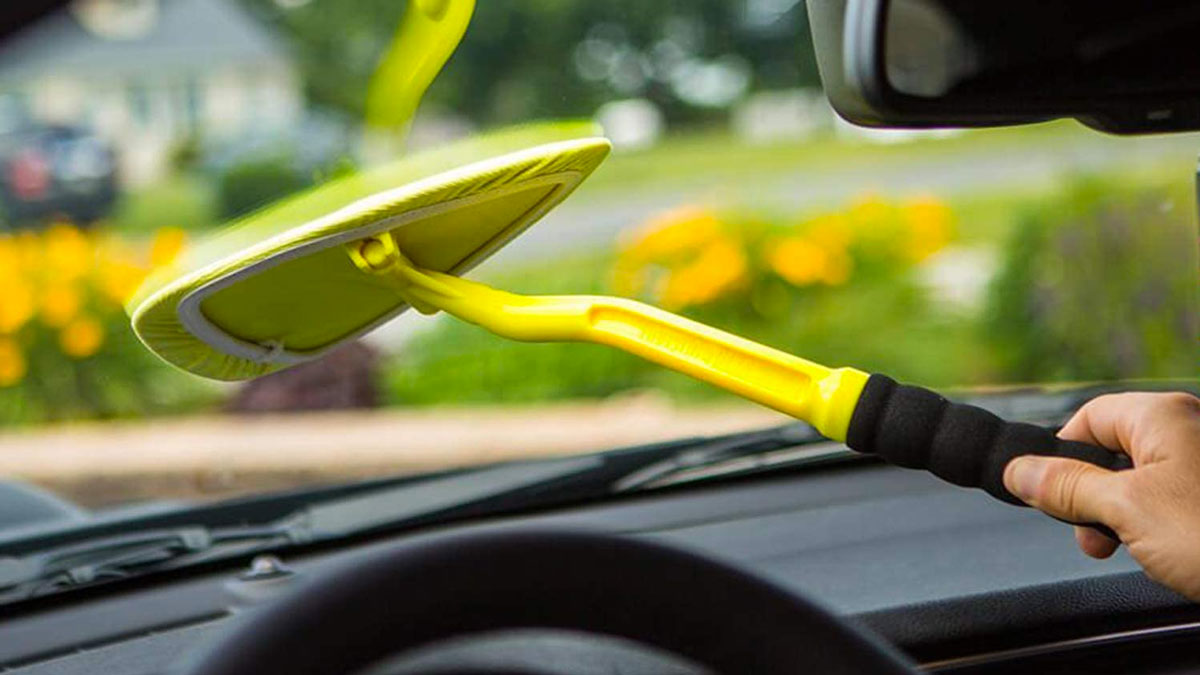 Invisible Glass Reach & Clean Windshield Tool