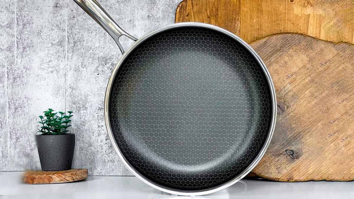 Cooksy Hex Surface Hybrid Frying Pan Cooksy Hex Surface Hybrid Frying Pan