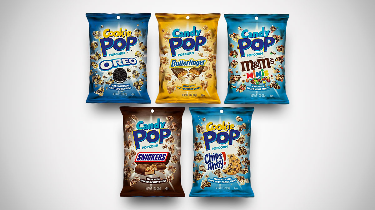 Cookie & Candy Bar Popcorn Cookie & Candy Bar Popcorn