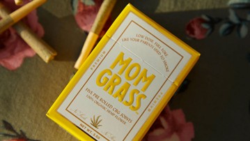 Mom Grass