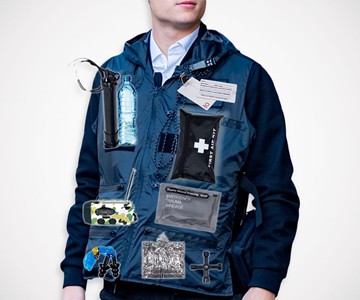 First Minute Vest Wearable Survival Kit First Minute Vest Wearable Survival Kit