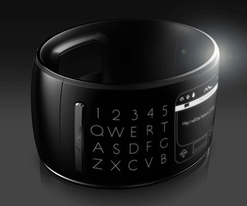 Moment Wraparound Smartwatch Moment Wraparound Smartwatch