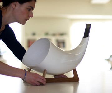Megaphone iPhone Amplifier Megaphone iPhone Amplifier