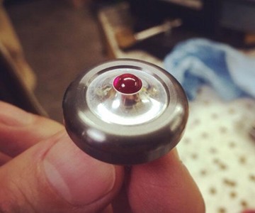 Lambda Ruby-Tipped Top